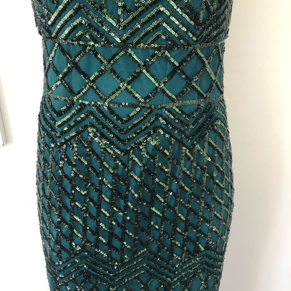 🌿 MEI MEI 🌿 green sequin sleeveless slight trumpet style formal dress size 8 - Picture 4 of 9